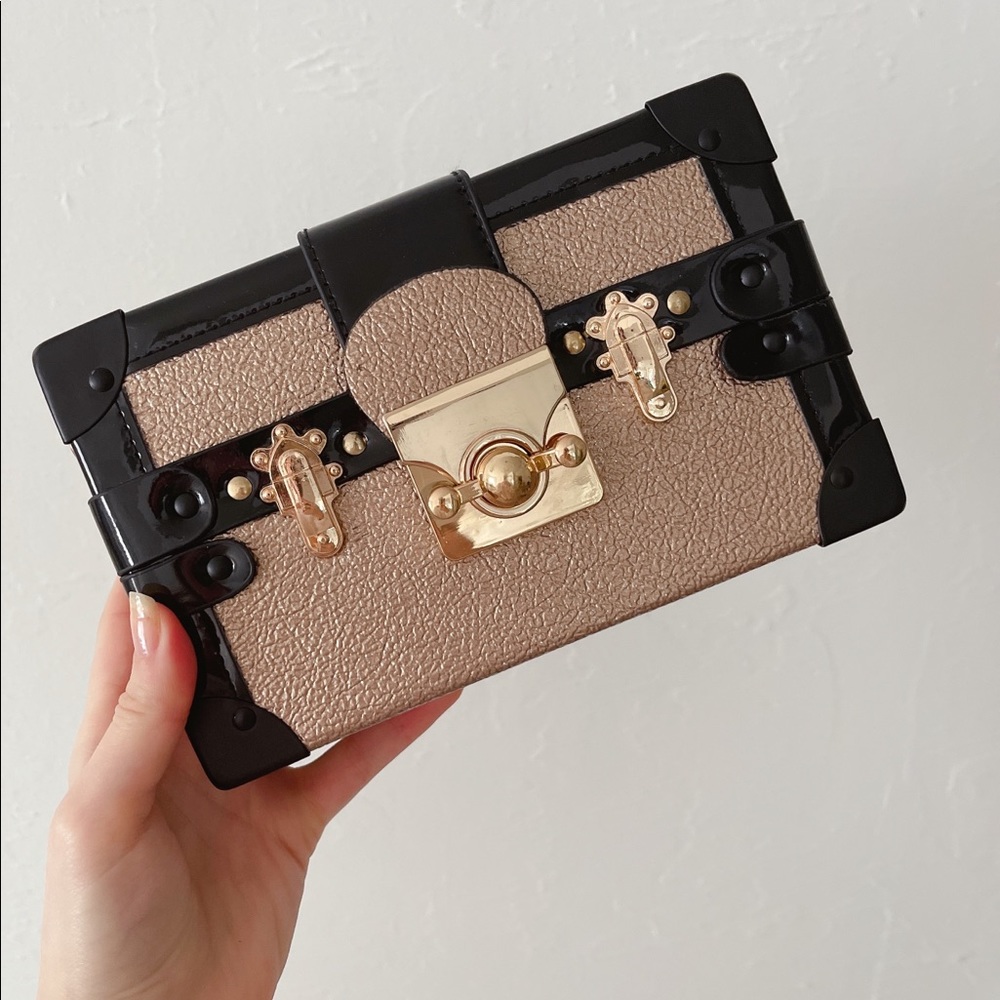 Petite Malle Style Box Bag